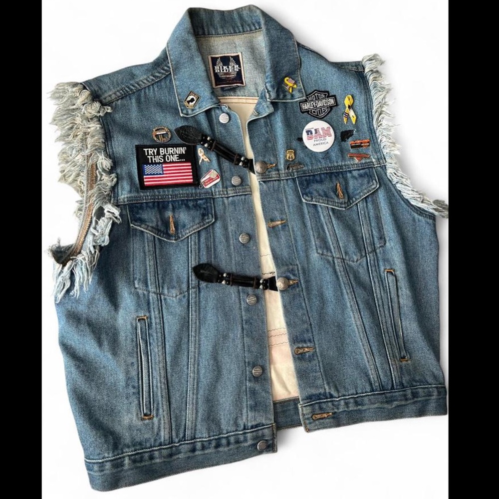 Vintage 90s Harley Davidson Denim Biker Vest w/ Patches & Pins- Size Medium